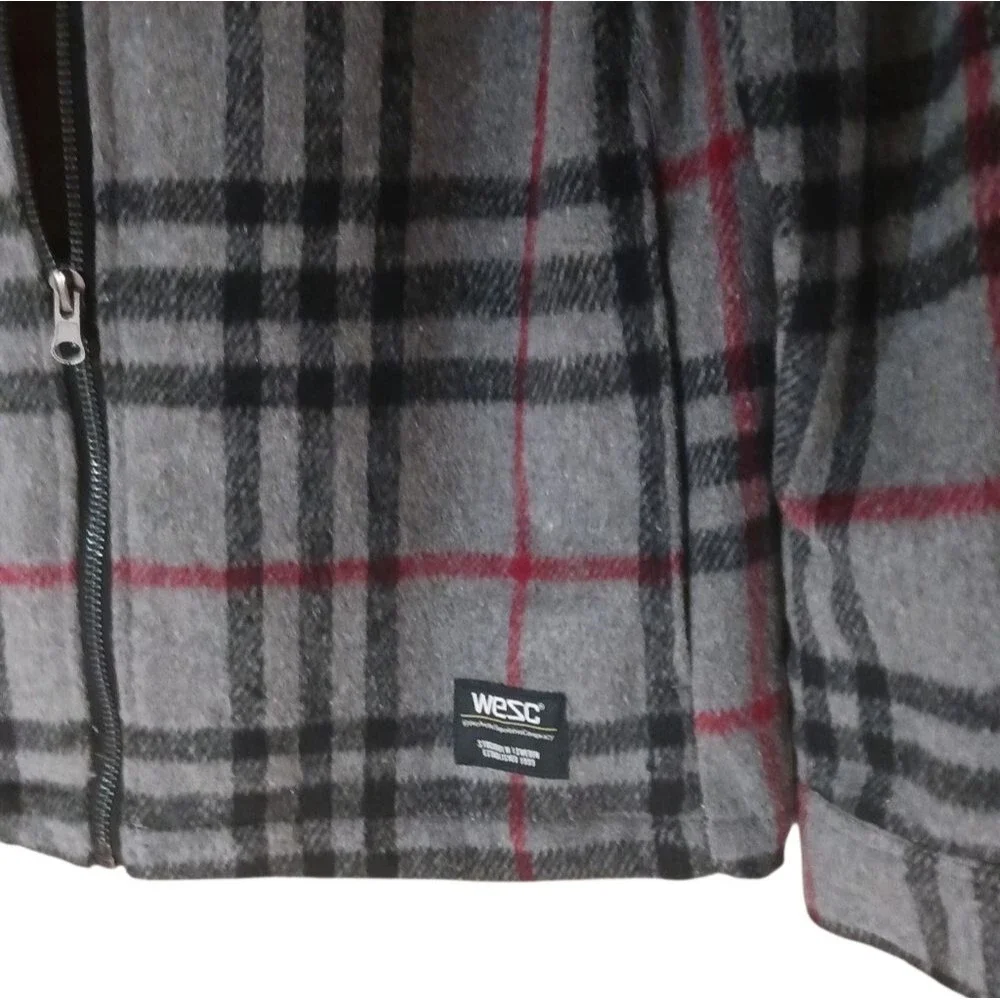 WESC Fleece Jacket Full Zipper Front for Men & Women. Size S/M NWT